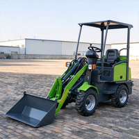 Mini-Lader mit 60V Batterieantrieb, Elektrisch, 4WD, Kompakte Maschine mit Schaufel für Hof, Farm, Gewächshaus, Ranch