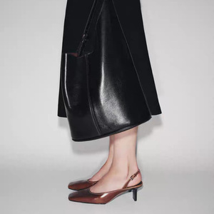 2025 nuevos productos de invierno, zapatos sexis para exteriores para mujer, <span class=keywords><strong>edición</strong></span> <span class=keywords><strong>limitada</strong></span> de cuero, punta cuadrada, tacón medio grueso - Product Image 5