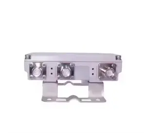 HTMICROWAVE 698-960/1710-1880/2300-2700MHz DIN hembra RF Triplexer combinador