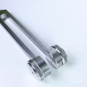 Outils de diagnostic de fournitures médicales <span class=keywords><strong>Instrument</strong></span> de <span class=keywords><strong>musique</strong></span> de guérison par le son Diapason en alliage d'aluminium argenté noir - Product Image 4