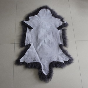 Chine vente en gros pas cher tapis en laine bouclée moelleux décoratif véritable plaque en <span class=keywords><strong>peau</strong></span> <span class=keywords><strong>de</strong></span> <span class=keywords><strong>mouton</strong></span> mongole tapis et jet en fourrure d'agneau tibétain - Product Image 2
