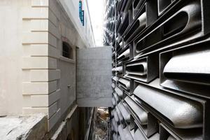Paneles de Muro Cortina de Aluminio Contemporáneos con Superficie Anodizada Anticorrosión para Aplicaciones Exteriores en Edificios - Product Image 2