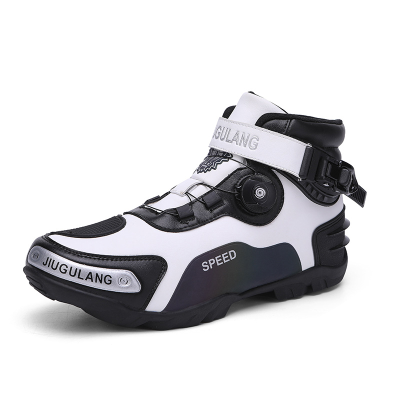 999 in bianco e nero