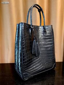 Bolso de Hombro de Cuero Genuino para Hombre Nile Crocodile, Forro de Piel de Vaca, Gran Capacidad e Impermeable para Negocios y Uso Diario - Product Image 3