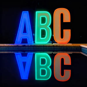 Dış Mekan Kişiselleştirilmiş RGB Süper Harf Tabelası Özel LED Işıklı Logo Tabelası RGB Programlı Tabela 3D LED Kanal Harf İşletmeler İçin - Product Image 1