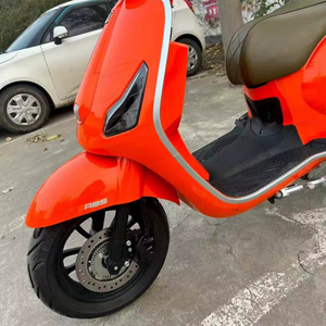 รถสกู๊ตเตอร์ Piaggio Vespa150cc รุ่นแฟชั่นเรโทรสุดหรู ระบบเบรก ABS ระดับไฮเอนด์ เครื่องยนต์ 150 ซีซี ระบบหัวฉีดน้ำมันเชื้อเพลิงมาตรฐานยูโร 4 - Product Image 6