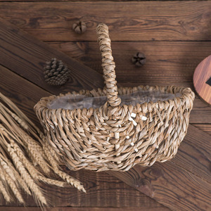 Cesta de paja tejida a mano redonda con asa para almacenamiento y decoración - Product Image 2