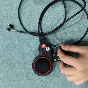 อะไหล่สกู๊ตเตอร์ไฟฟ้า คันเร่งแบบนิ้ว 5 ขา 60V 72V จอ LCD พร้อมสายไฟในตัว TF-100 เครื่องวัดความเร็ว สำหรับเปลี่ยน - Product Image 2