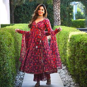 Readymade Indian Digital Print Sharara Gharara Kurti Set, tessuto Georgette, abbigliamento etnico di design pakistano 3 pezzi Set all'ingrosso - Product Image 2