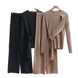 The new knitwear design top broadleg trouser set temperament loose lazy wind solid color sweater set