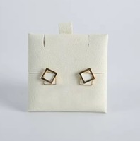 Boîte d'emballage de luxe personnalisée avec logo en relief magnétique pour bijoux, montres et lunettes, en carton recyclable avec doublure en éponge, finition mate