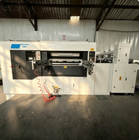 Kuchenbodenplattenmaschine Papierplattenschneidemaschine Einweg-Kartonherstellungsmaschine Gebäckplatten-Produktionsmaschine