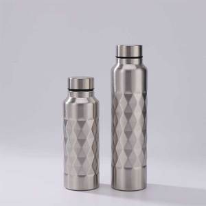 Botella de Agua de Acero Inoxidable de Pared Simple de 750 ml y 1000 ml con Patrón de Diamantes en Relieve, Botella Deportiva Portátil para Beber al Aire Libre - Product Image 6