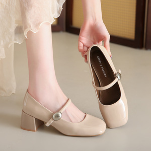 Zapatos de Tacón Medio con Adornos de Perlas Vintage, Zapatos de Moda de Cuero de Alta Calidad, MOQ Bajo para Mujer Elegante, Zapatos de Primavera/Verano - Product Image 4