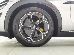 Auto Usado Xiaomi 2024 YU7 SUV Eléctrico de Alto Rendimiento Edición Max AWD de Segunda Mano con Asientos de Tela y Luces LED - Product Image 4