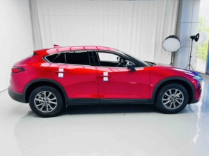 <span class=keywords><strong>Mazda</strong></span> CX-4 2023 d'occasion à faible kilométrage, 2.0L Turbo Automatique, Conduite à Gauche, Écran Tactile, Roues R17, Aide au Stationnement, SUV Compact Confortable, Expédition Rapide - Product Image 4