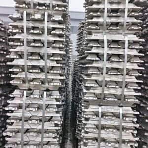 Lingotes de Aleación de Aluminio 1060 1070 3003 de la Mejor Calidad de Fábrica China, 99.7% 99.8% 99.9%, Servicios de Corte y Doblado para Construcción - Product Image 1