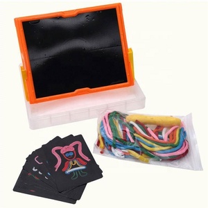 Tiềm năng tùy chỉnh bán buôn Hot Bán giáo dục tự làm đồ chơi cho trẻ em đầy màu sắc Strings Nhựa Vẽ Ma Thuật <span class=keywords><strong>Board</strong></span> QL-010 (g) - Product Image 1