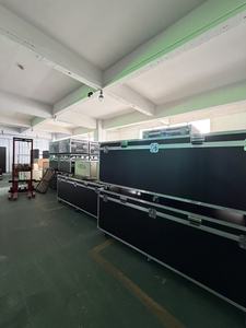 หน้าจอแสดงผลโฆษณาแบบพับได้สามตอน LED สำหรับตั้งพื้น ดิจิทัล วิดีโอ ภาพยนตร์  แบบพกพา กันน้ำ สำหรับใช้ภายในอาคาร - Product Image 6