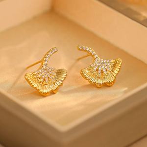 Pendientes de Botón Geométricos Chapados en Oro con Circonita y Hoja de Ginkgo Vintage, Estilo INS Exquisito, Regalo de Moda de Lujo - Product Image 2