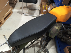 Siège en tissu fibre de carbone, résistant à l'eau, accessoires tuning pour Simson S50 S51 S70 Retro - Product Image 6