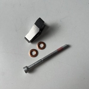 Vis de couvercle de soupape Ford 7L1Z-6C519-A en acier classe 8.8, filetage UNC pour modèles 2004-2014 - Product Image 4