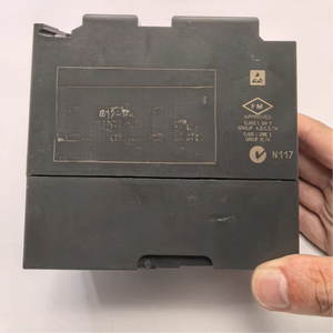 Tout nouveau module d'origine 6ES7307-1EA00-0AA0 avec garantie d'un an en stock - Product Image 3