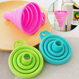 Entonnoir pliable en silicone personnalisé pour cuisine, petit et économique, pour remplir les bouteilles d'eau et transférer les liquides - Product Image 2