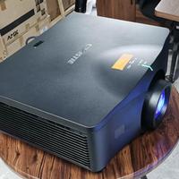 Objectif de projecteur à courte focale 0,63-0,78:1 à mise au point manuelle pour projecteurs Barco EPSON, idéal pour les musées, salles d'exposition et la projection mapping en extérieur