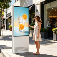 32 inç IP66 3000nit Su Geçirmez Ultra İnce Dış Mekan Ayaklı Totem Dijital Tabela Kiosku, Central Park İş Caddesi için