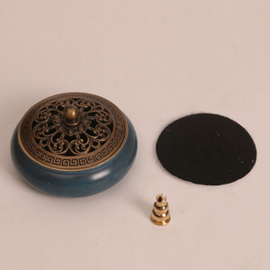 Venta Directa de Fábrica Tongpujiang: Quemador de Incienso de Cobre con Fondo Plano y Esmalte Cloisonné, Cobre Puro para Uso Doméstico en Interiores, para Sándalo - Product Image 3