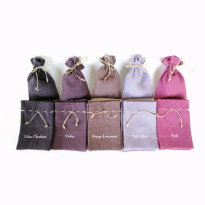 Sacs cadeaux de faveurs en toile de jute personnalisés bijoux sachets de fête pour douche de mariage et baptême sacs de demoiselle d'honneur ensemble de petits sacs de bonbons - Product Image 1