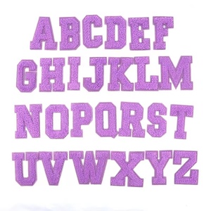 8色カスタムロゴパッチ赤青ネオングリーン紫黄白黒ギリシャ文字タオルアイロンシェニールパッチ - Product Image 6