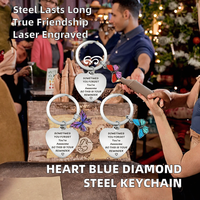 Porte-clés mousqueton en acier inoxydable, gravé au laser en forme de cœur bleu diamant, léger, étanche, élégant, cadeau pour amis proches
