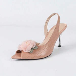 Sandales à talons hauts pour femmes avec texture pierre, embellissements floraux 3D, bout ouvert, panneaux latéraux et talons fins - Product Image 6