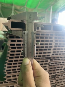 Recinzione wpc <span class=keywords><strong>esterno</strong></span> utilizzato per la decorazione del giardino facile <span class=keywords><strong>da</strong></span> installare e pulire - Product Image 6