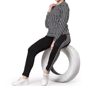 Conjunto de chándal XXL para mujer de diseñador de moda Pantalones cortos de entrenamiento cómodos con logotipo personalizado hecho para mujeres activas - Product Image 5