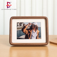 Cadre photo rectangulaire en bois massif de noyer, fabrication directe usine, cadre épais pour affichage de photos sur bureau ou étagère, personnalisation OEM, vente en gros