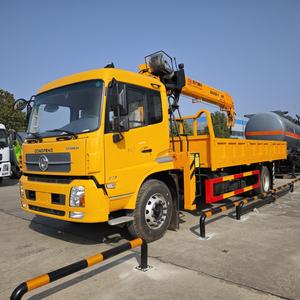 Camión Grúa Dongfeng Tianjin <span class=keywords><strong>de</strong></span> 6 Ruedas, 6.3 <span class=keywords><strong>Toneladas</strong></span>, <span class=keywords><strong>8</strong></span> <span class=keywords><strong>Toneladas</strong></span>, Pluma Telescópica, Chasis Duradero para Apoyo en Construcción - Product Image 2