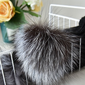 Ailin — <span class=keywords><strong>bonnet</strong></span> tricoté en laine pour <span class=keywords><strong>femme</strong></span>, chapeau à haute élasticité, avec deux pompons en fourrure naturelle, personnalisé, vente en gros - Product Image 5