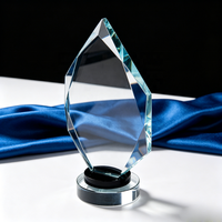Ice Peak Vente en gros Trophée de récompense en verre cristal K9 vierge personnalisé 3d laser Graver plaques de trophée en verre cristal