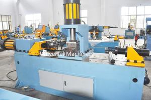 Globale Garantie Automatischer Edelstahl- & Aluminium-Rohrendenverkleinerer UM-100NC mit 3 Stationen zum Reduzieren/Erweitern/Flanschen - Product Image 5