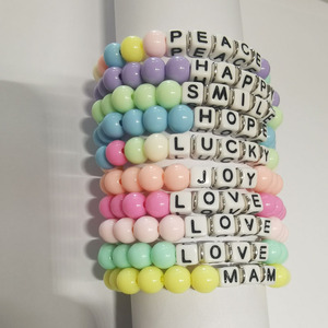 Braccialetto con Perline Personalizzato Colorato di YIWU, <span class=keywords><strong>Gioielli</strong></span> alla Moda per Bambine e Ragazze, con Scritte 'Joy', 'Love', 'Lucky', 'Happy' - Product Image 2