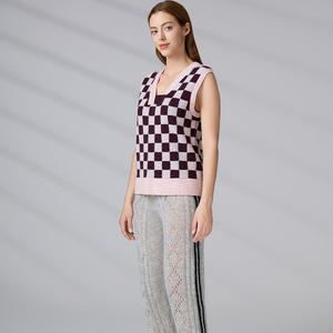 Gilet en tricot à carreaux pour femme, en laine et cachemire de luxe, style color block, col en V, sans manches, style preppy - Product Image 5