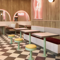 Ensemble de table et chaises de salle à manger en bois de style moderne pour hôtel, café, restaurant