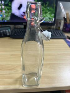 Di alta qualità 250ml 500ml 750ml 1000ml quadrato a prova di perdite sigillato bottiglia di vetro a scatto per bevande succo di birra vino - Product Image 3