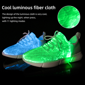 Zapatillas deportivas de fibra óptica con luz LED recargable por USB, deportivas blancas que brillan por la noche para regalo de fiesta - Product Image 5