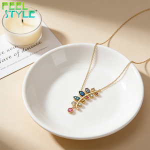 Collier pendentif feuille et branche en zircon coloré, chaîne fine en acier inoxydable 316 plaqué or PVD, collier glamour pour femme, cadeau - Product Image 3