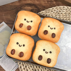 Jouet Taba Squishy TPR anti-stress, doux, à sensation de boue et de crème, en forme de pain grillé simulé, pour le plaisir de pincer pour bébé - Product Image 6