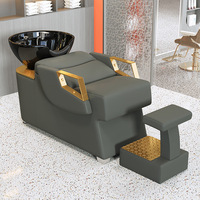 Kursi Salon Kecantikan Mewah Modern Berbingkai Kayu Kulit dengan Wastafel Keramik Hitam dan Desain Ergonomis